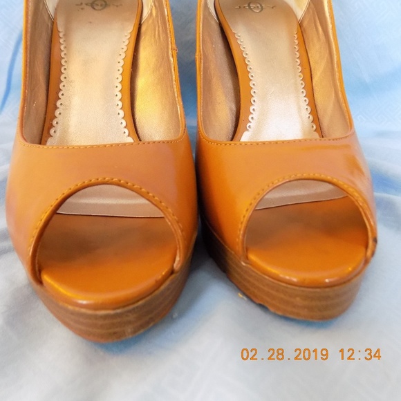 Joey Shoes - Dark Tan Pumps made by Joey